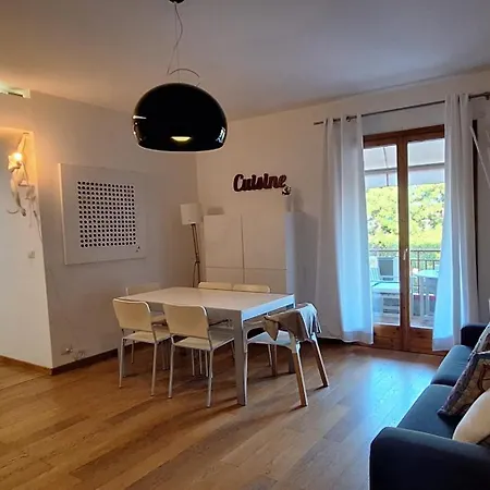 Apartment Family